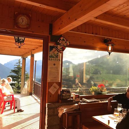 Rifugio Stella Alpina Hotel Saviore dell'Adamello Екстериор снимка