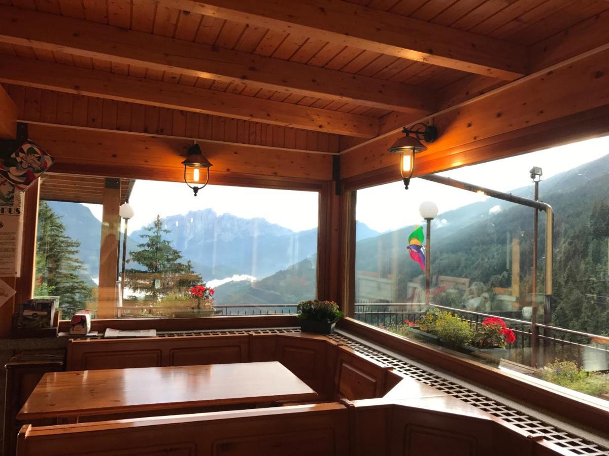 Rifugio Stella Alpina Hotel Saviore dell'Adamello Екстериор снимка