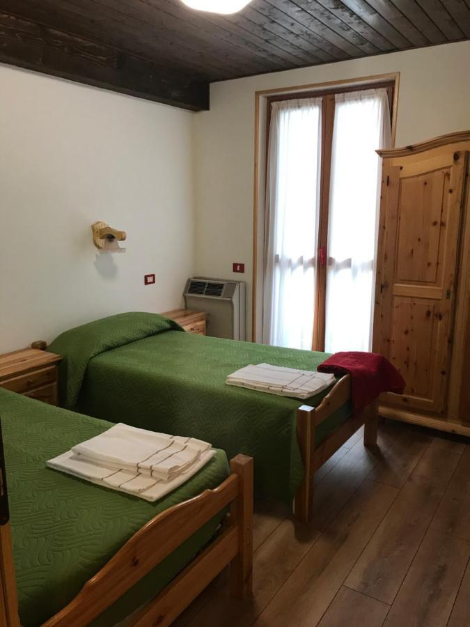 Rifugio Stella Alpina Hotel Saviore dell'Adamello Екстериор снимка